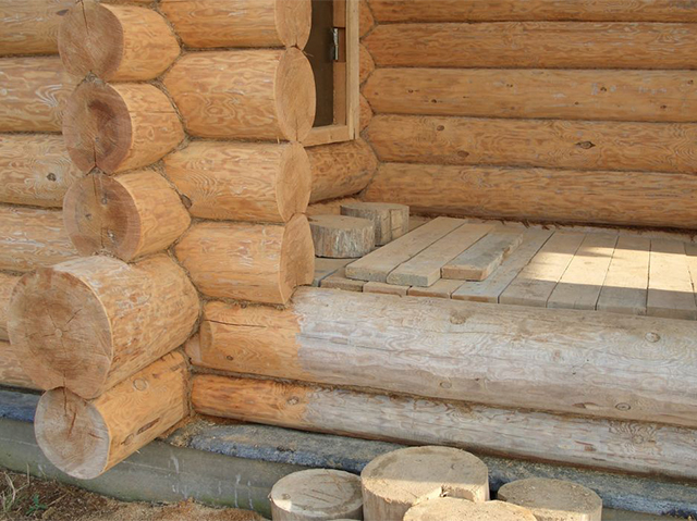 защитная обработка деревянного дома из бревна