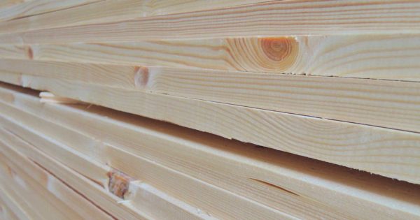 Для полок двутавров используют древесину не ниже 1 сорта