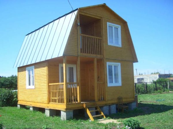 Конструкция ломаной крыши