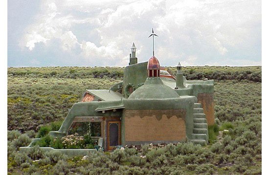 handmade-house-earthship 25 Eco-Friendly Houses Made With Natural Materials